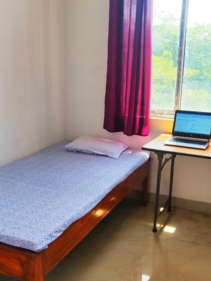 Отель Cupidtrails Backpacker'S Penthouse Гувахати Номер фото