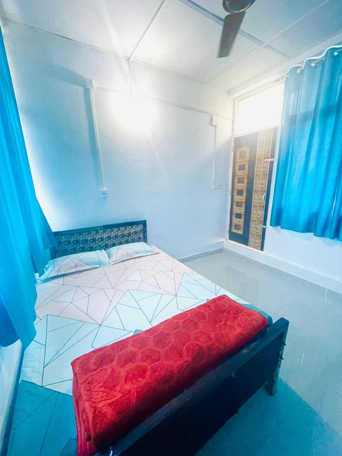 Отель Cupidtrails Backpacker'S Penthouse Гувахати Экстерьер фото